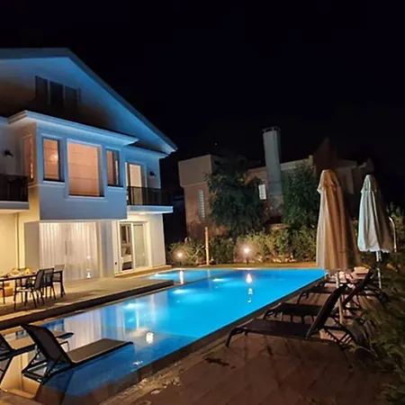 Pelit Villa